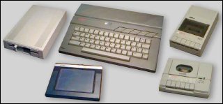 Atari 130XE mit Zubehör